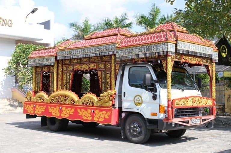Xe tang lễ 2